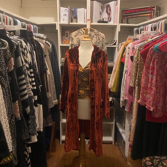 Auburn Velvet Jacket - Picture 2 of 6